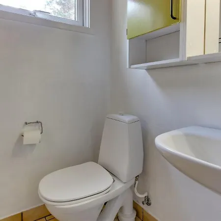 Holiday home Hildegerd - 500m From The Sea In Bornholm By Interhome *