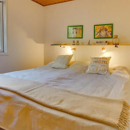 Hildegerd - 500m From The Sea In Bornholm By Interhome